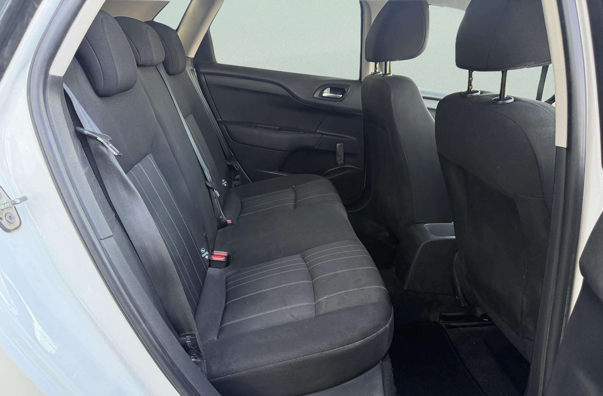 Citroën C4 BlueHDi 100 Live - foto 12