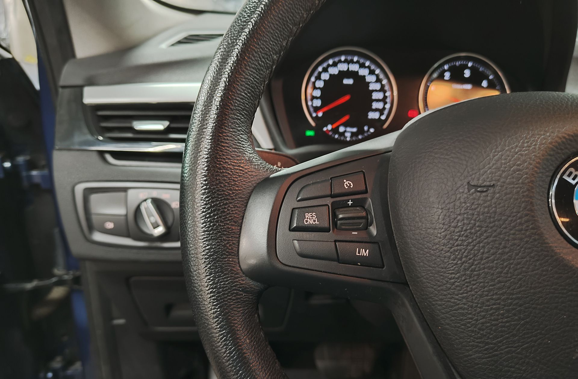 BMW X1 sDrive18d - foto 25