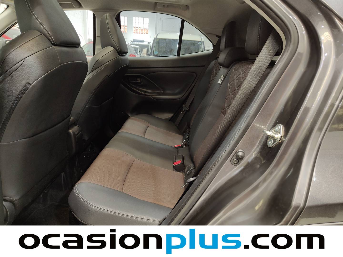 Foto asientos traseros Toyota Yaris Cross Toyota Yaris Cross 120H Style (116 CV)