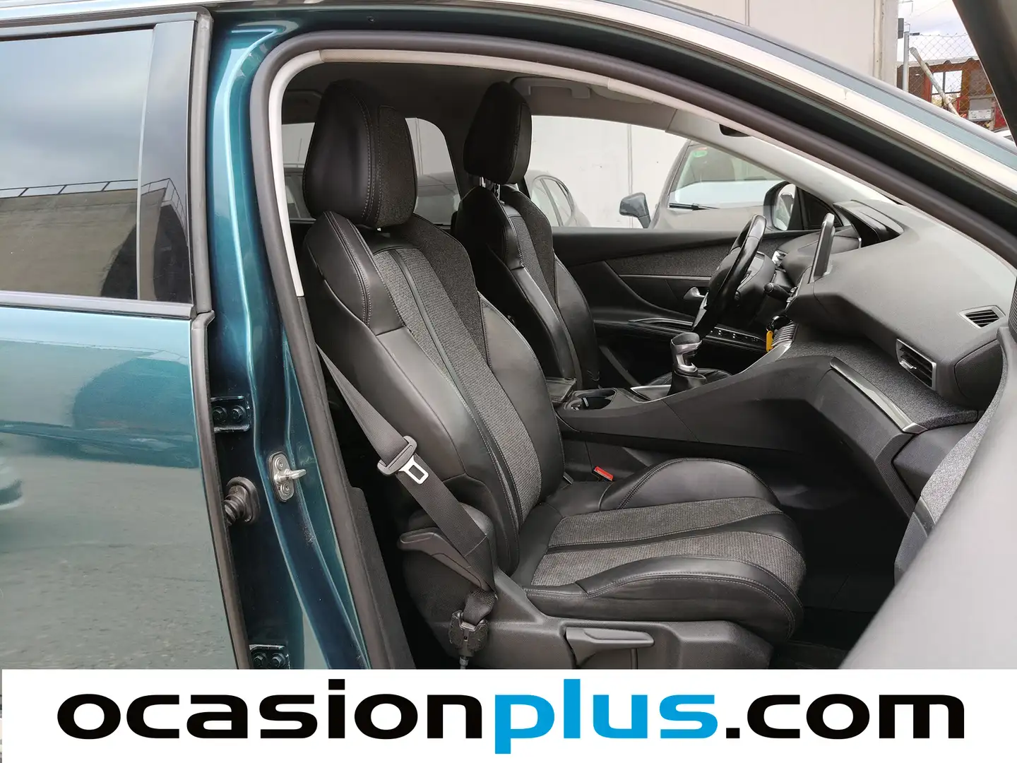 Foto Peugeot 5008 Peugeot 5008 BlueHDi 130 S&S Allure (130 CV) 7 Plazas