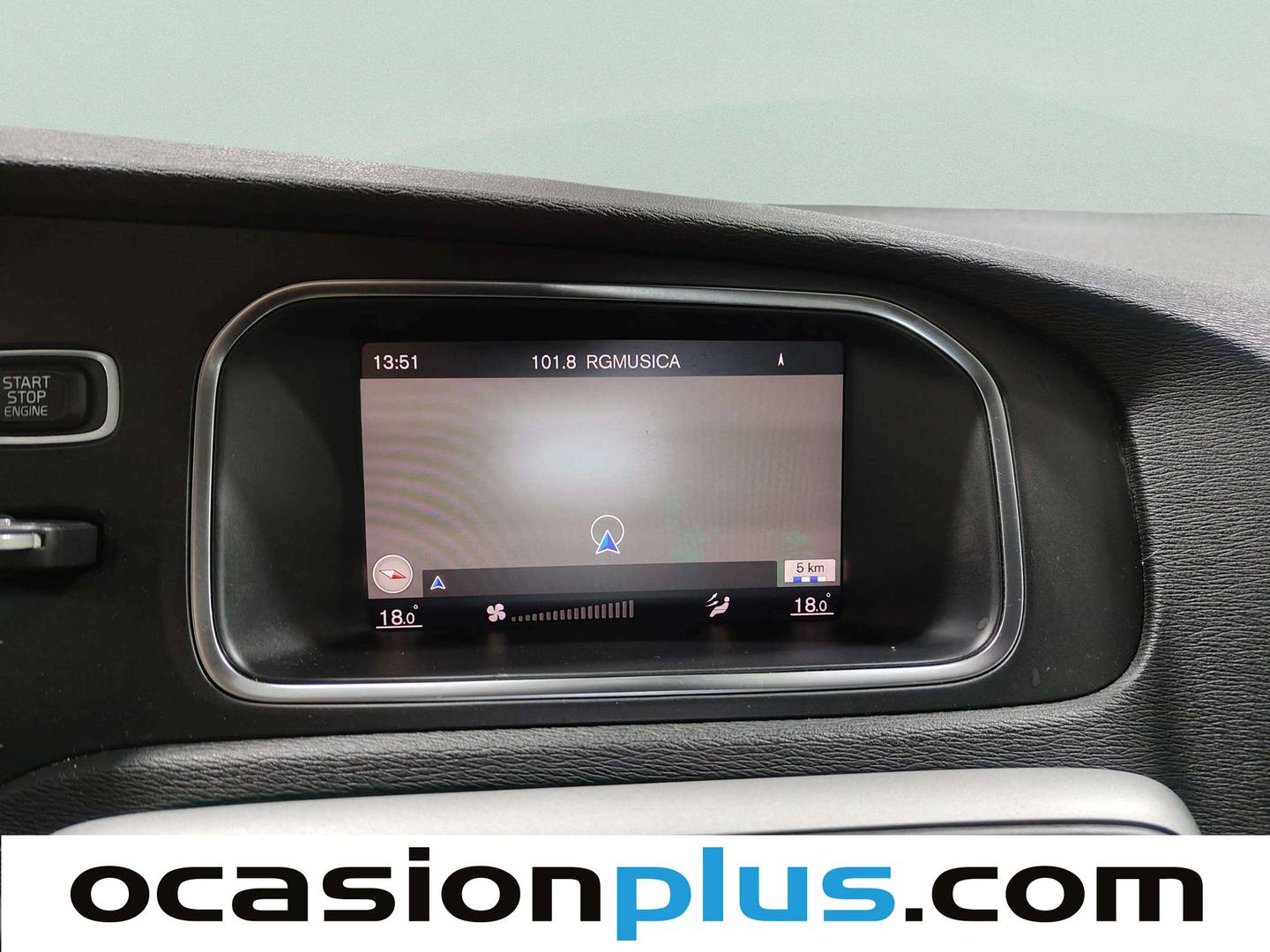 Foto Volvo V40 Cross Country Volvo V40 Cross Country D2 Momentum (120 CV)