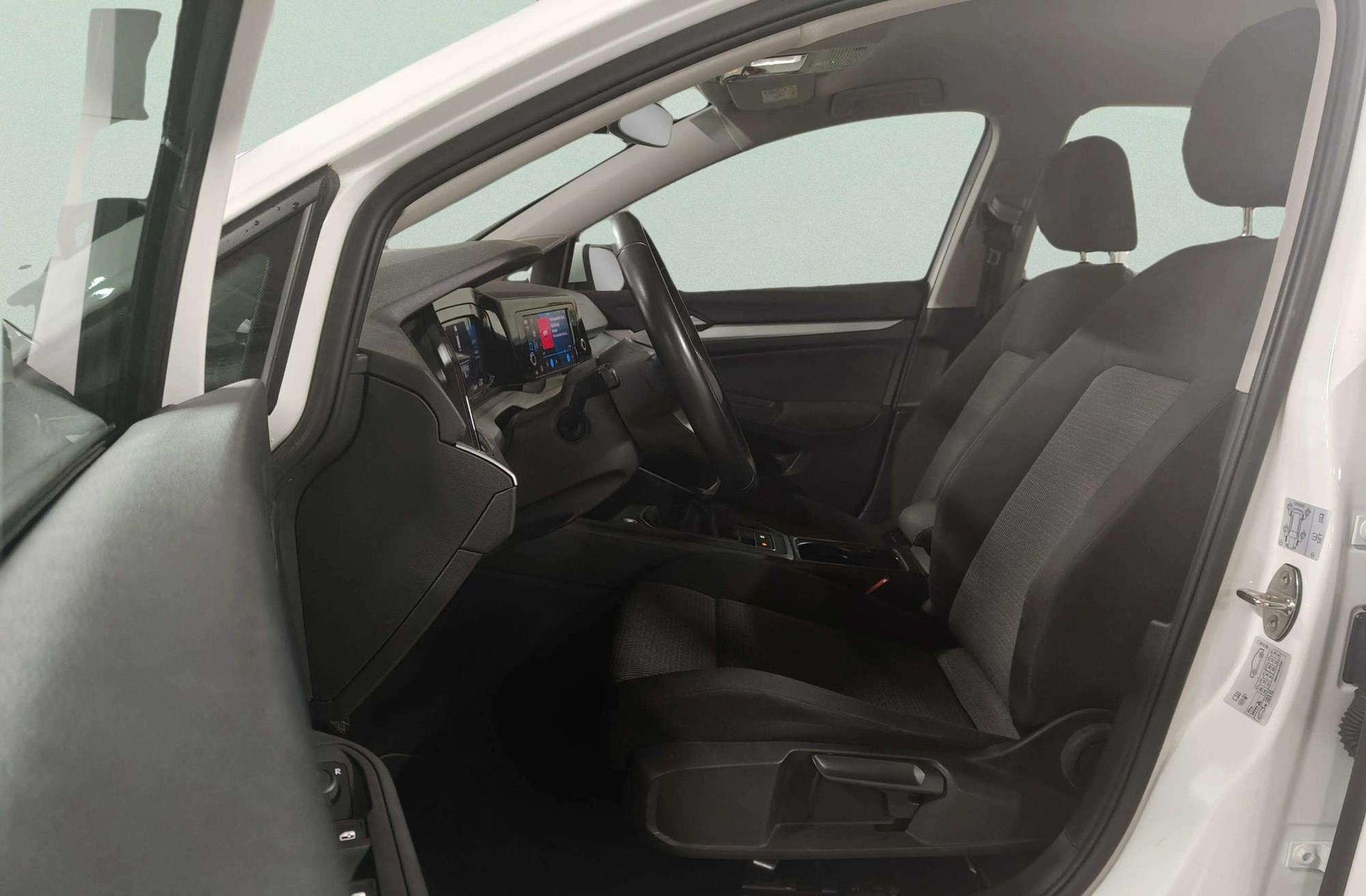 Volkswagen Golf 2.0 TDI - foto 8