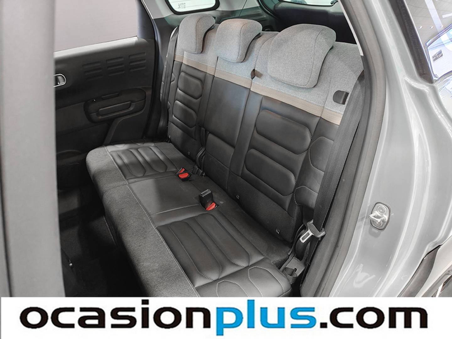 Foto Citroën C3 Aircross Citroen C3 Aircross PureTech 130 Shine Pack EAT6 Auto (131 CV)