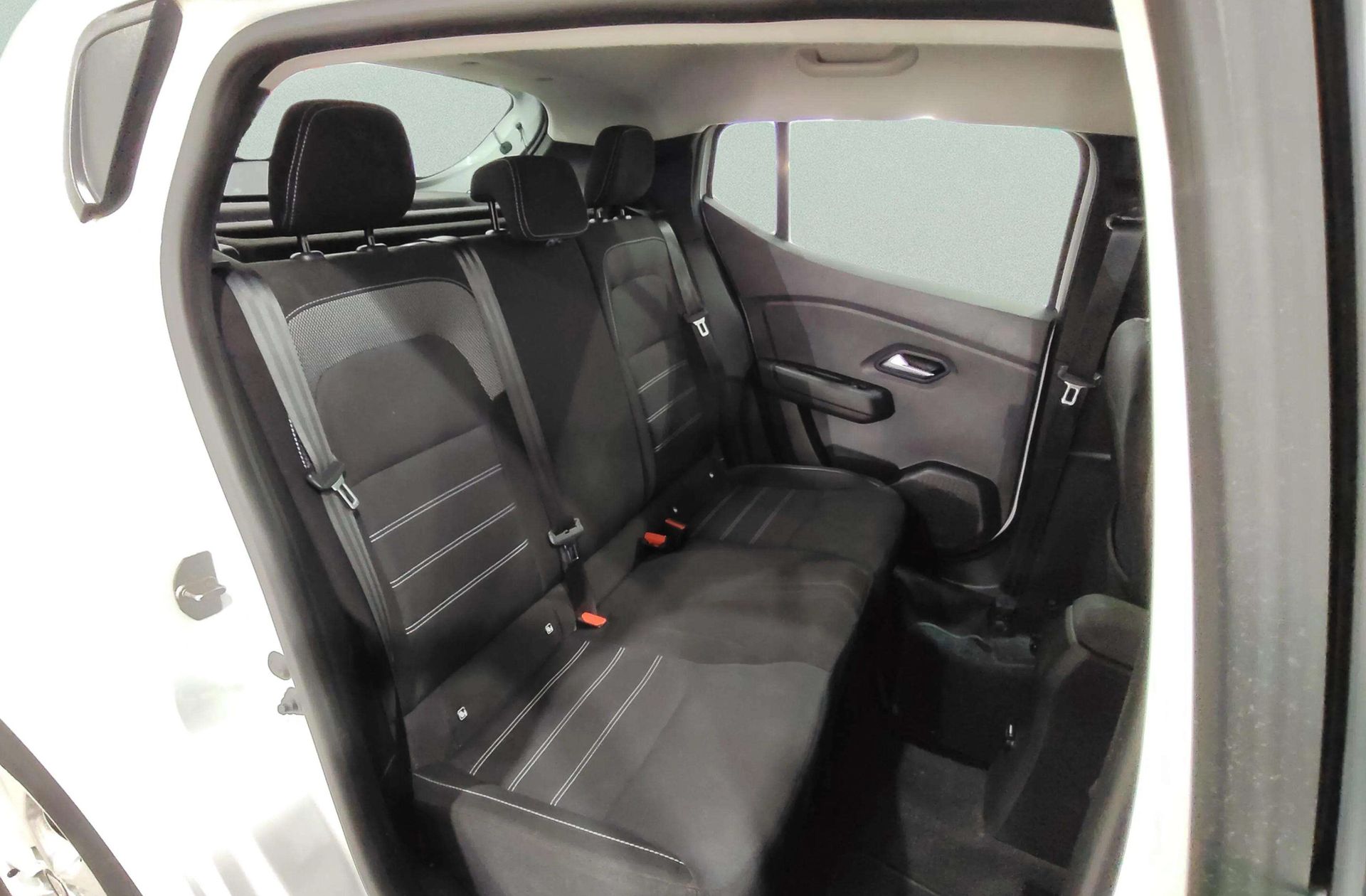 Dacia Sandero Comfort TCe - foto 13