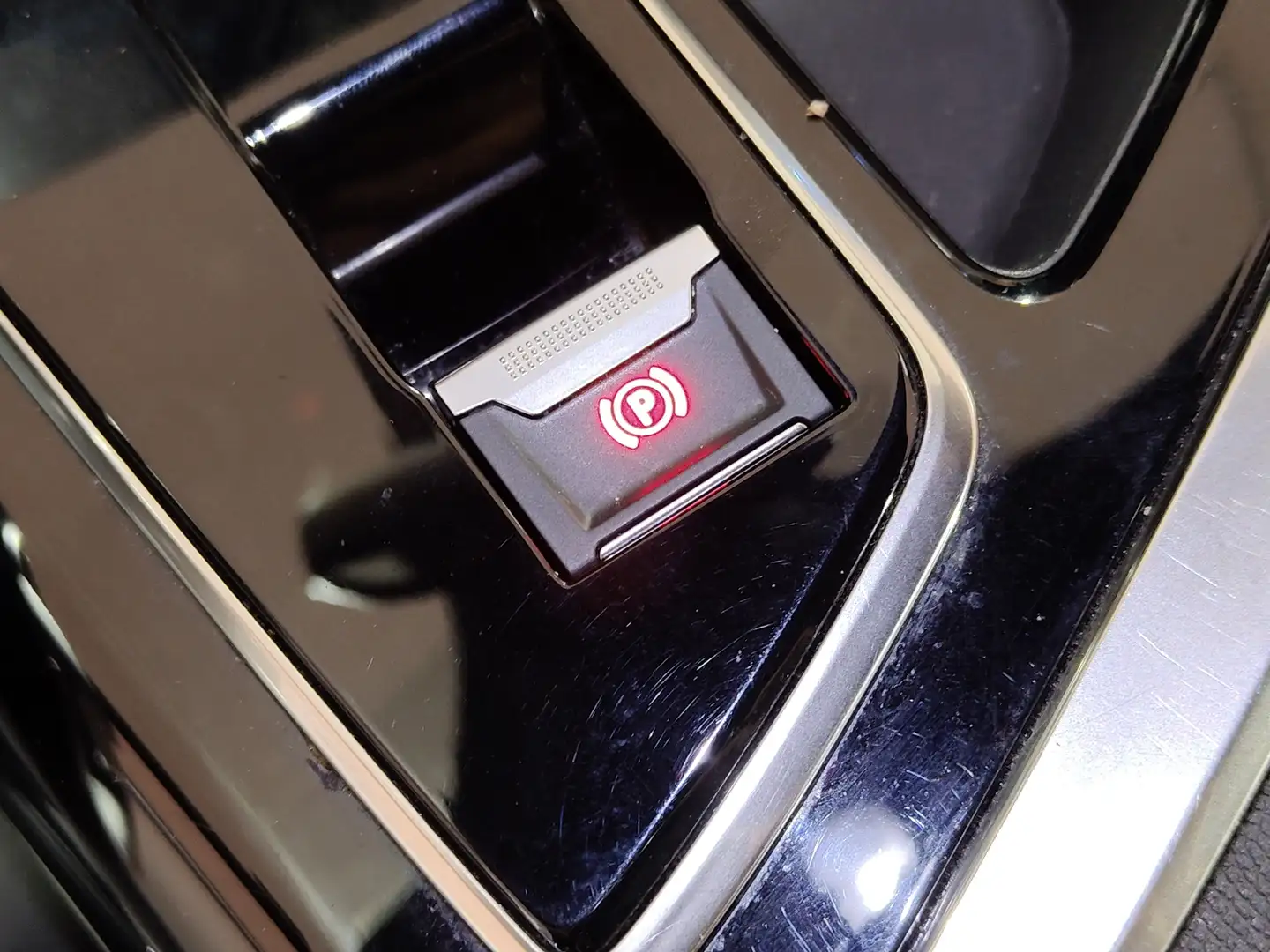 Foto Peugeot 5008 Peugeot 5008 PureTech 130 S&S Allure Pack EAT8 (130 CV) 7 Plazas