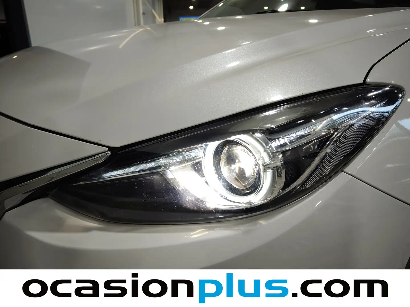 Foto Mazda Mazda3 Mazda Mazda 3 2.0 GE Luxury MT (120 CV)