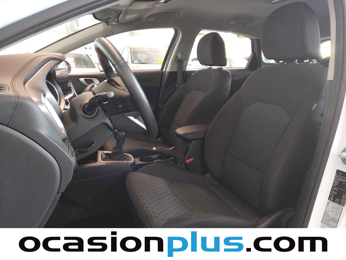 Foto asientos delanteros KIA Ceed KIA Ceed 1.0 T-GDi Concept (100 CV)