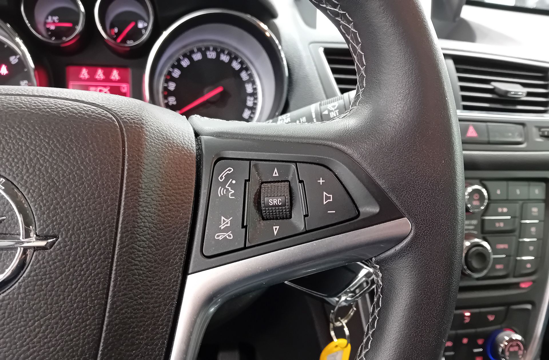 Opel Mokka 1.6 CDTI Excellence 4x2 - foto 23