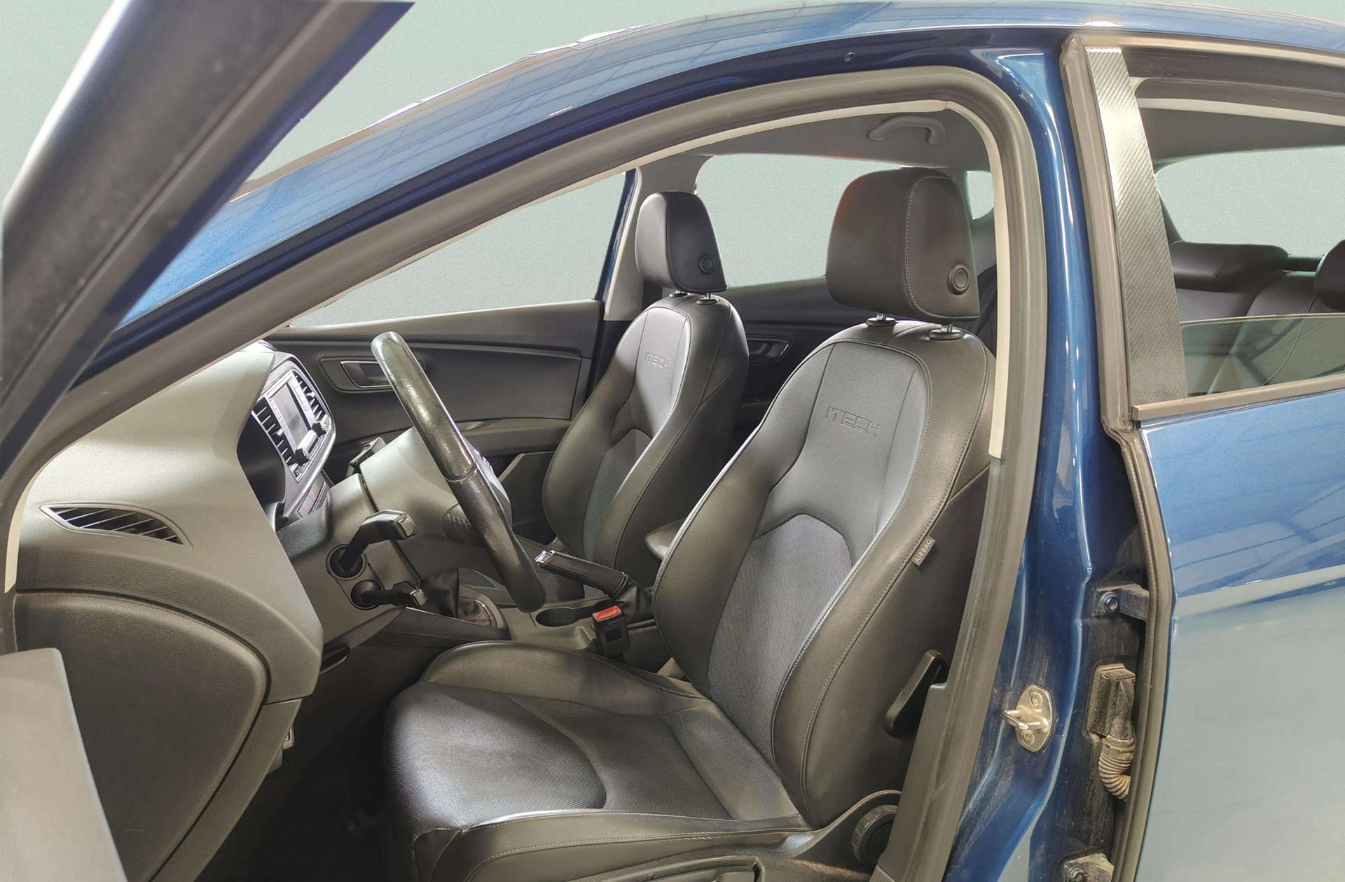 SEAT León 2.0 TDI I-Tech - foto 9