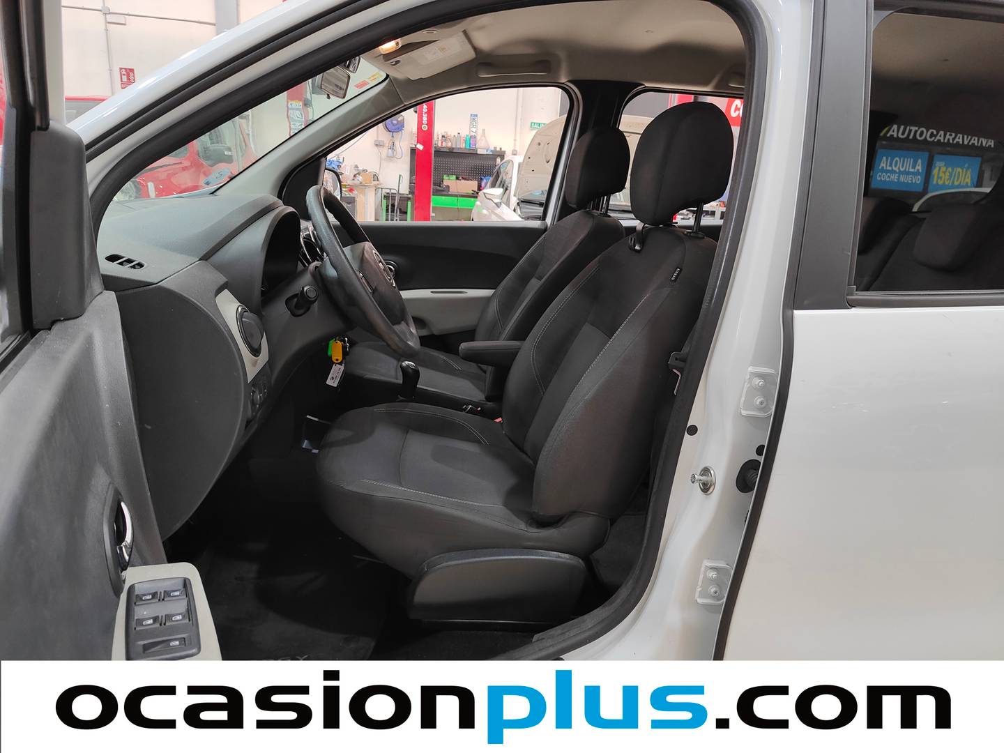 Foto asientos delanteros Dacia Lodgy Dacia Lodgy Laureate TCe (115 CV)