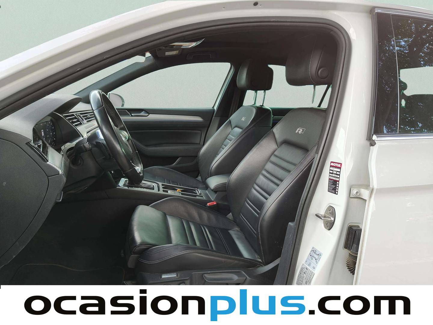 Foto asientos delanteros Volkswagen Passat Volkswagen Passat Sport 1.8 TSI BMT (180 CV) DSG Pack R-line