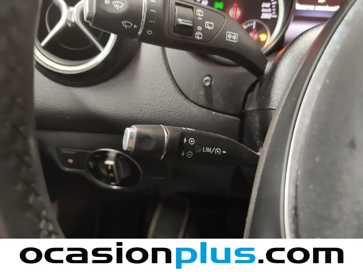 Foto Mercedes GLA Mercedes-Benz GLA 180 (122 CV) PACK AMG