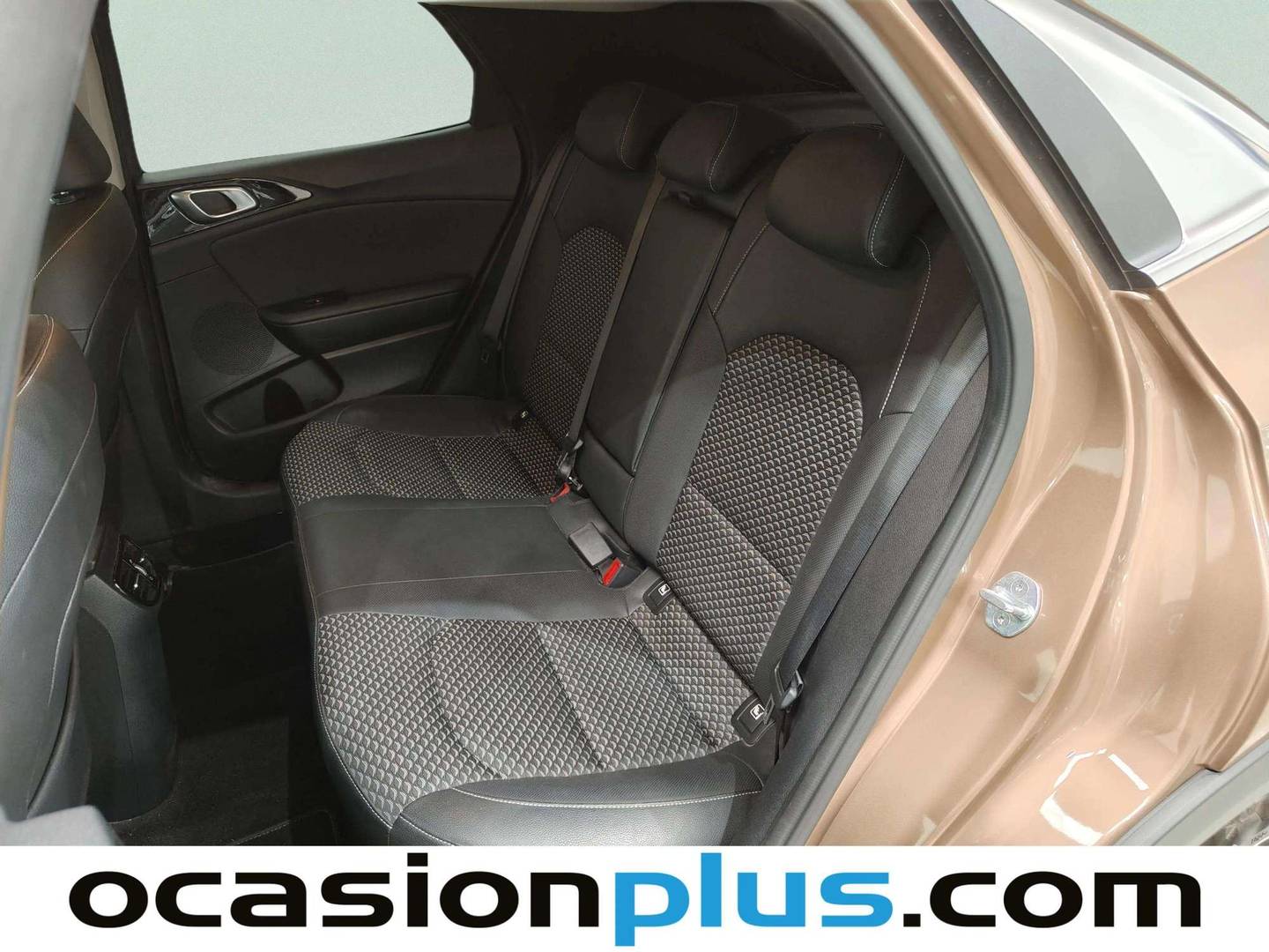 Foto asientos traseros KIA XCeed KIA XCeed 1.5 MHEV iMT Tech (160 CV)