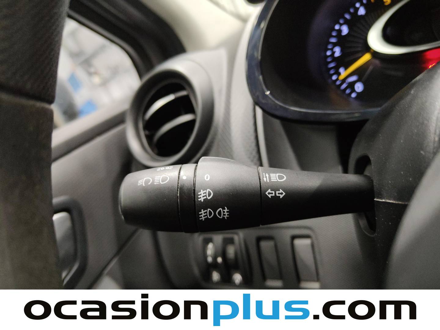 Renault Clio Renault Clio Business dCi (75 CV) de segunda mano