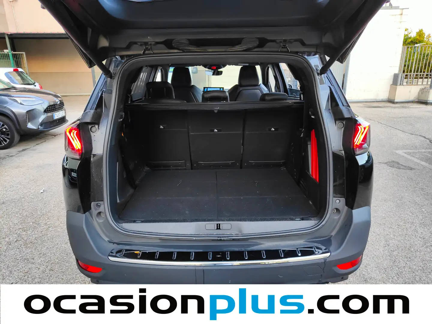 Foto Peugeot 5008 Peugeot 5008 BlueHDI 130 S&S GT EAT8 (130 CV) 7 Plazas