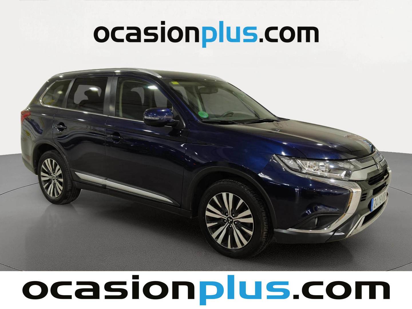Foto delantera Mitsubishi Outlander Mitsubishi Outlander 200 MPI Motion 2WD CVT (150 CV) 7 Plazas derecha