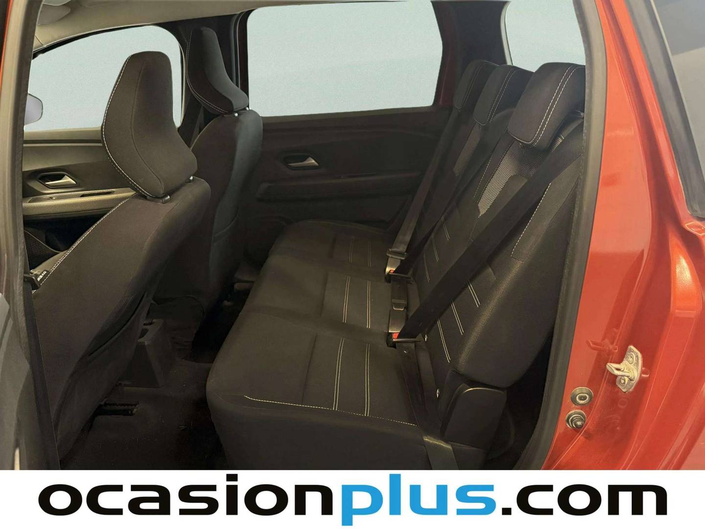 Foto asientos traseros Dacia Jogger Dacia Jogger Expression TCe 7 plazas (110 CV)