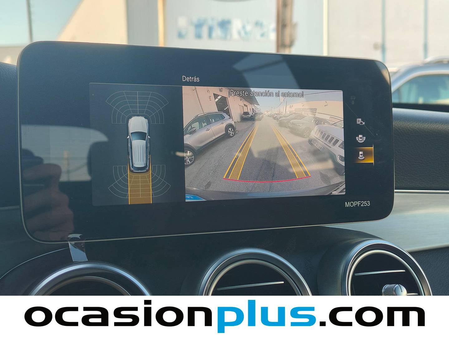 Equipamiento del Mercedes Clase GLC Mercedes-Benz GLC 200 4Matic (197 CV)