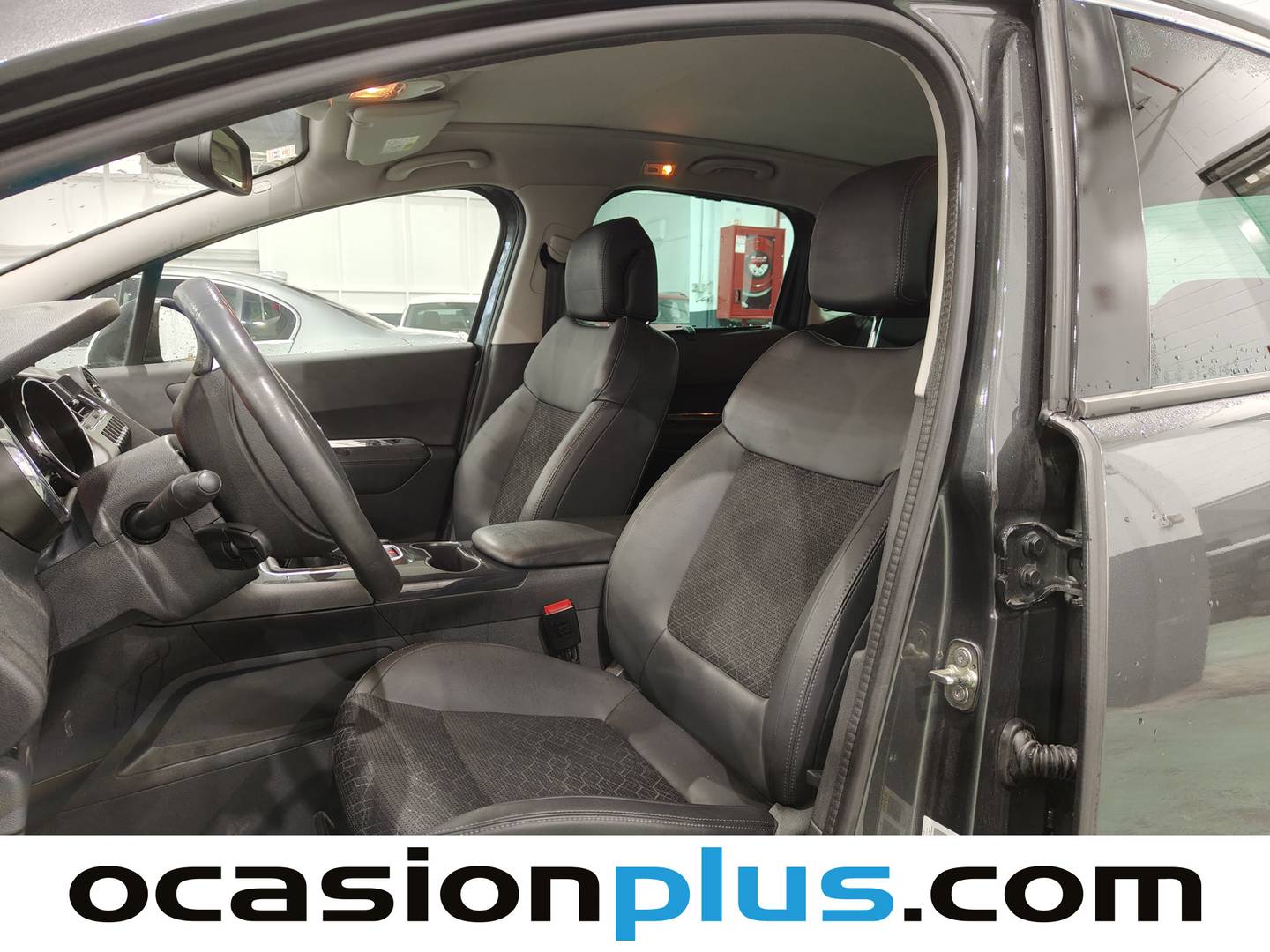 Foto asientos delanteros Peugeot 3008 Peugeot 3008 1.2 PureTech S&S Allure (130 CV)