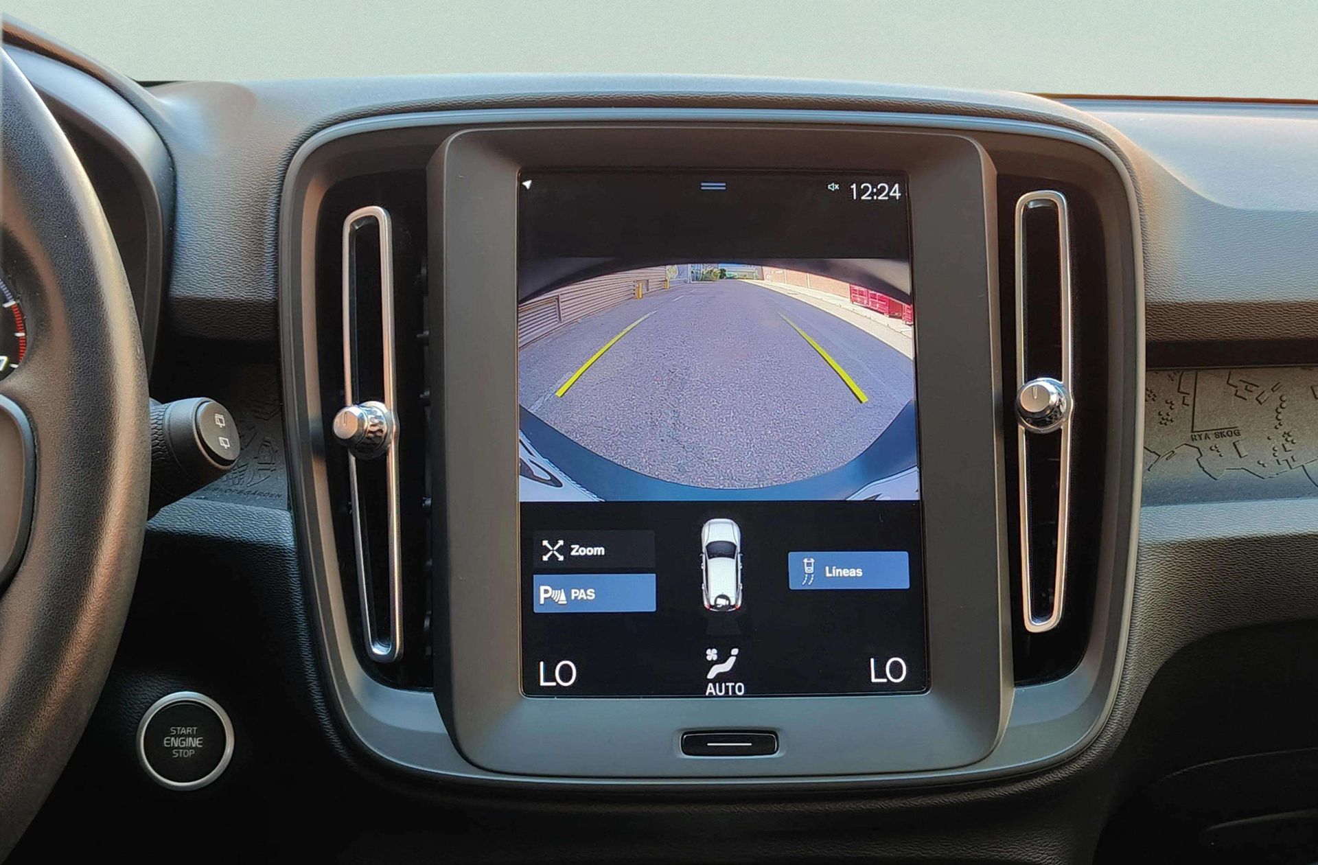 Volvo XC40 T3 Momentum Core - foto 8