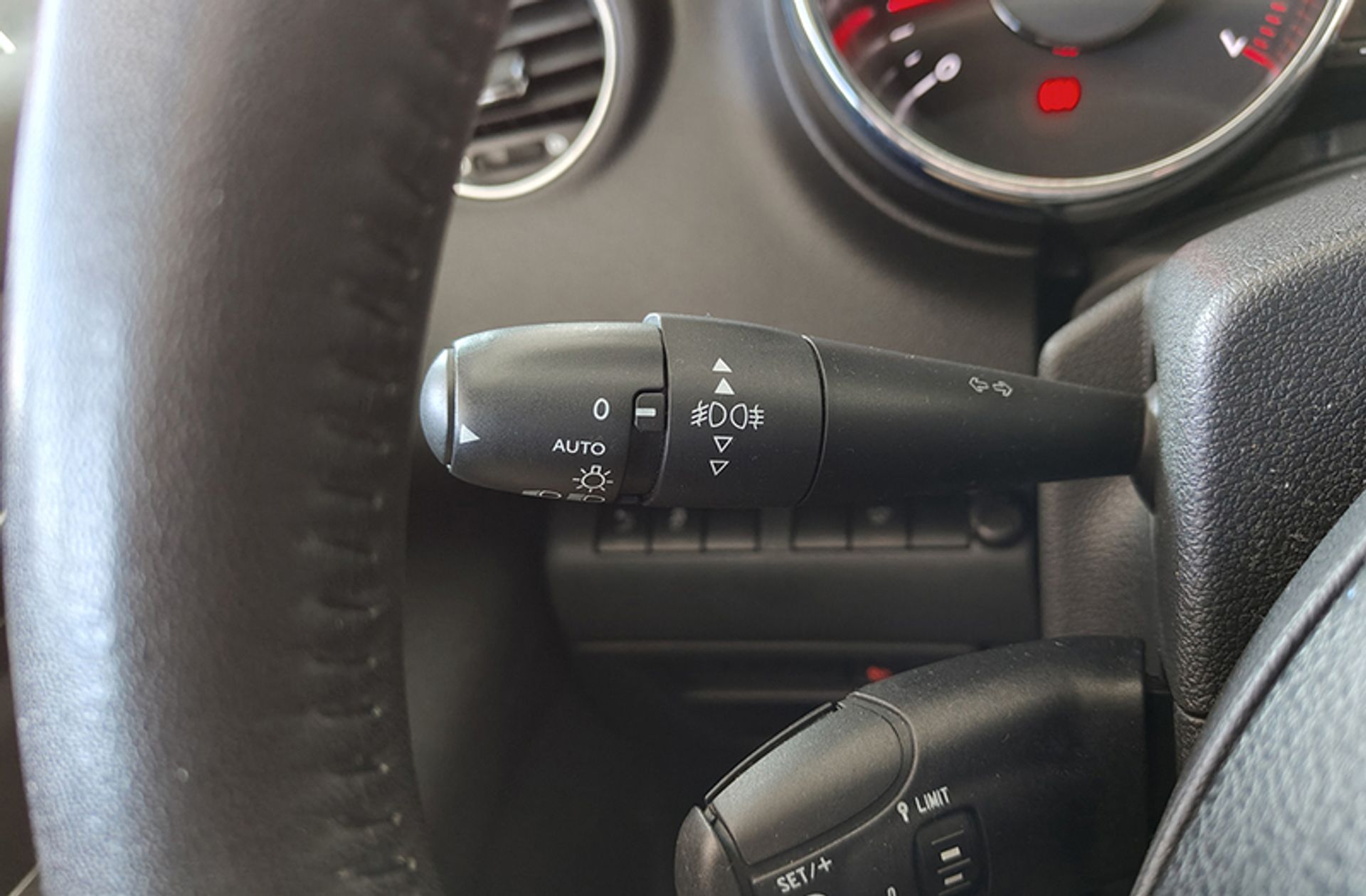 Peugeot 3008 1.2 PureTech Style - foto 21