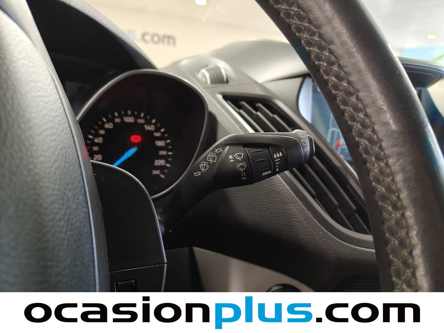 Foto Ford Kuga Ford Kuga 1.5 TDCI S&S Titanium 4x2 (120 CV)