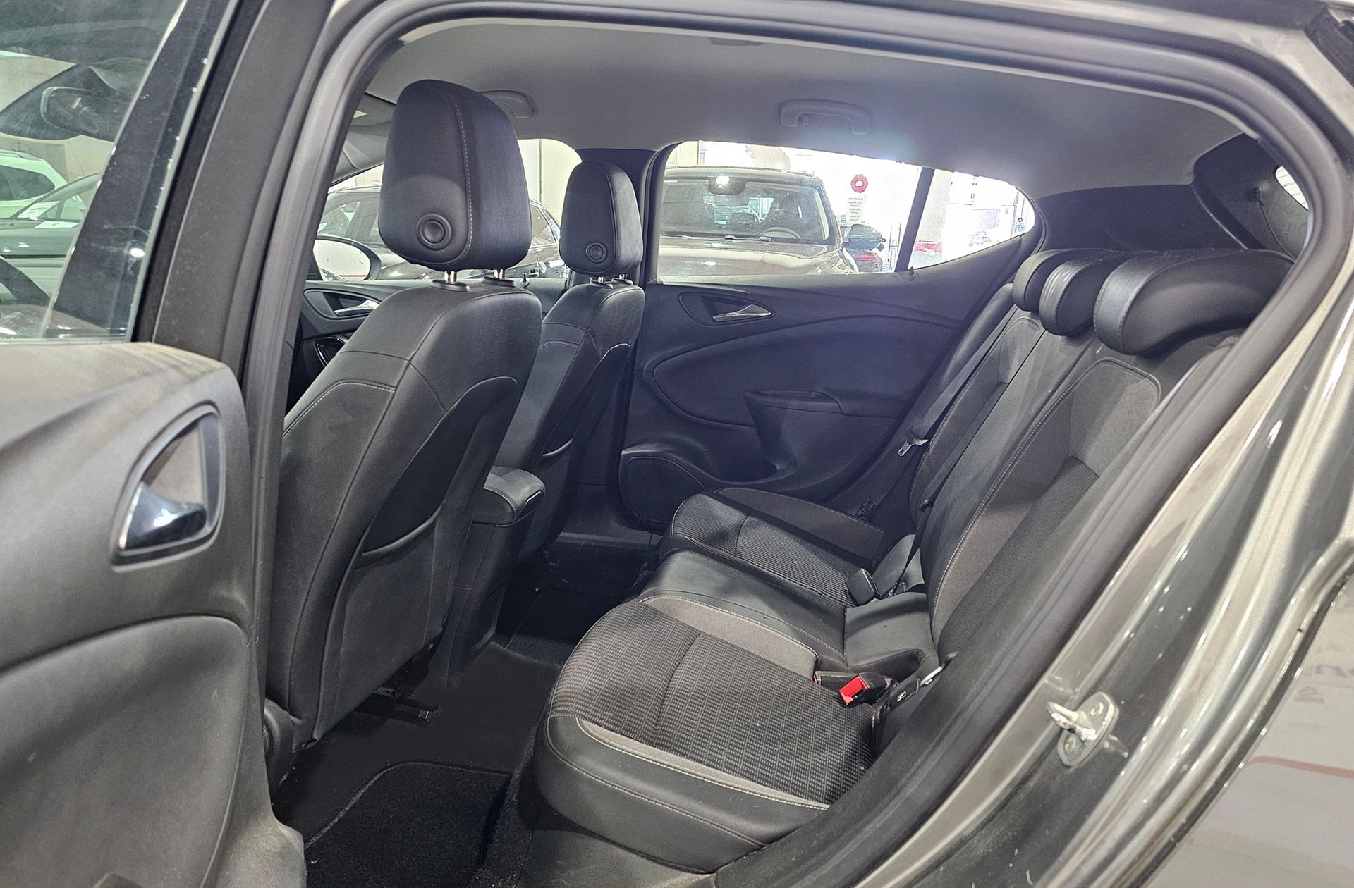 Opel Astra 1.5D DVH Design Tech - foto 13