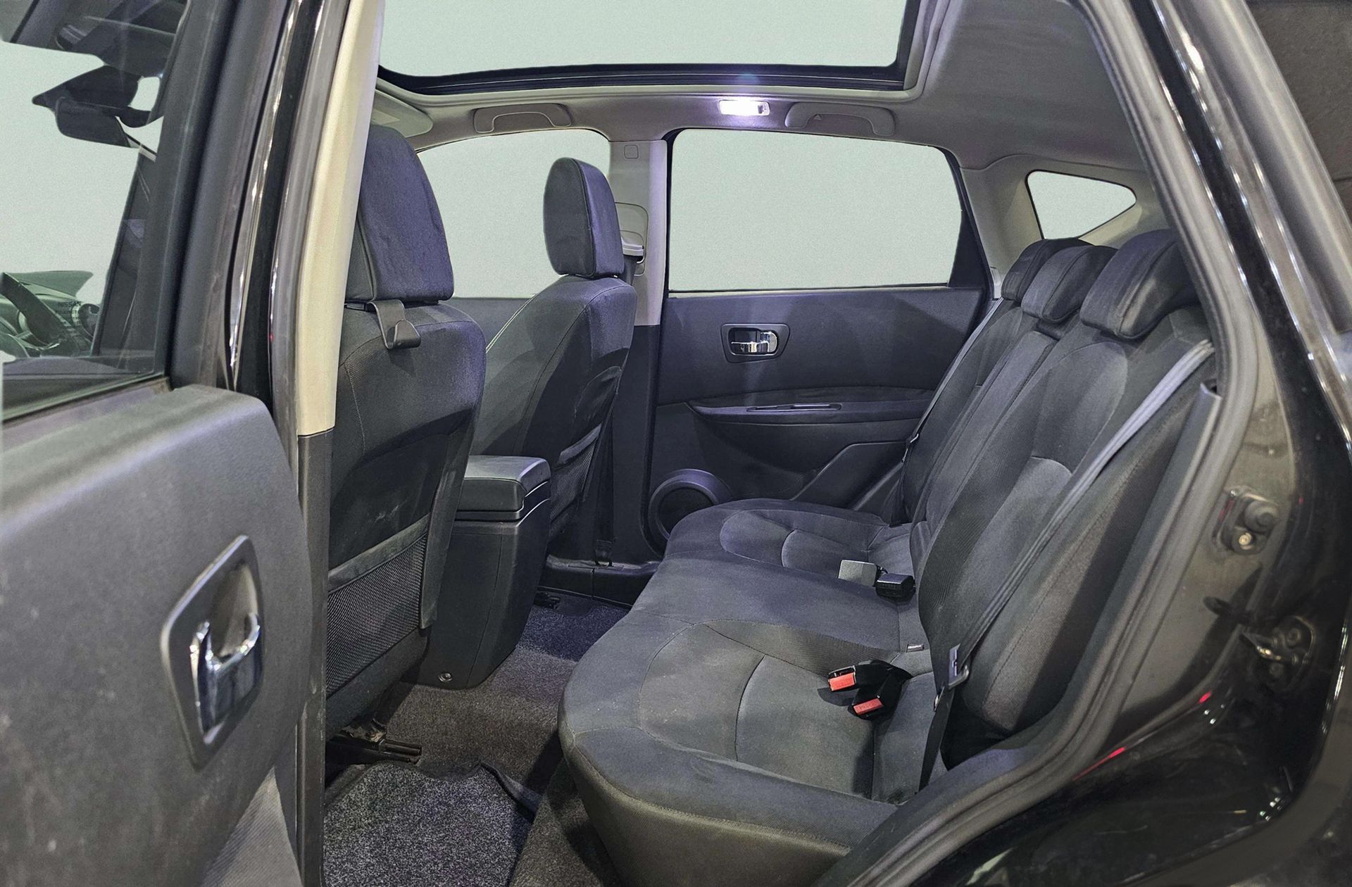 Nissan Qashqai 1.5 dCi Tekna Sport 4x2 - foto 12