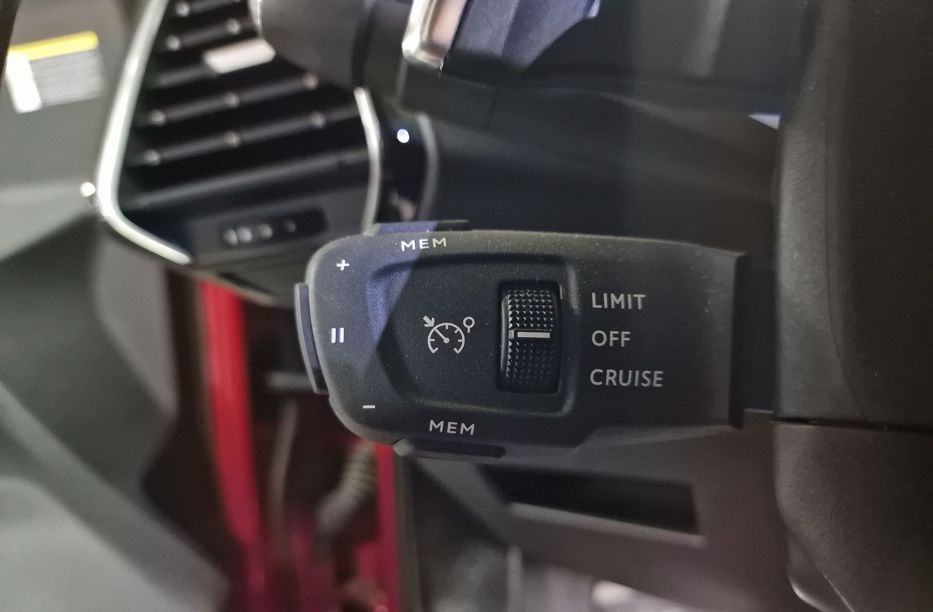 DS 7 Crossback PureTech 180 Performance Line - foto 27