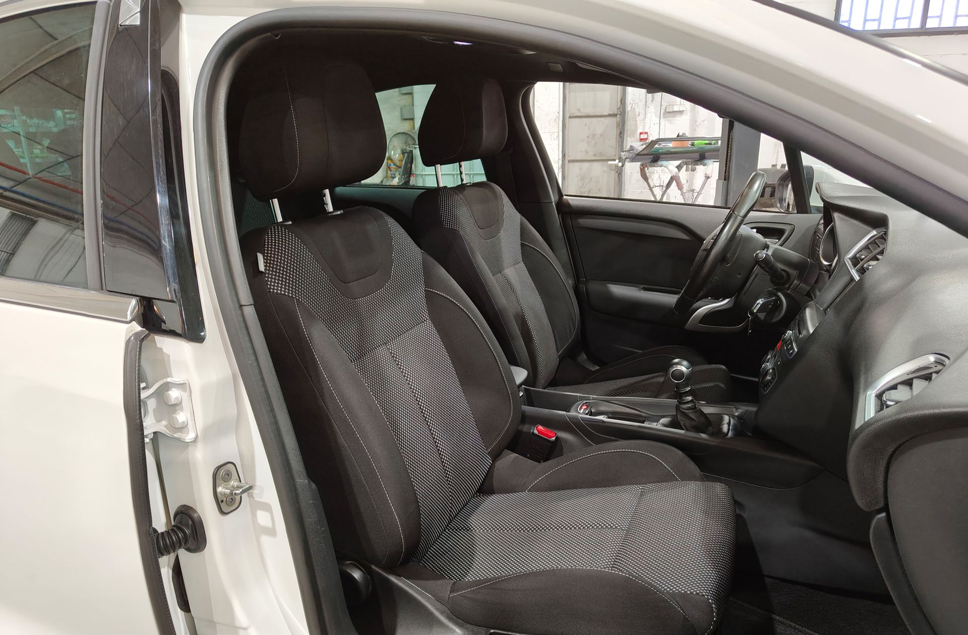 DS DS 4 1.6 BlueHDi STT Desire - foto 15