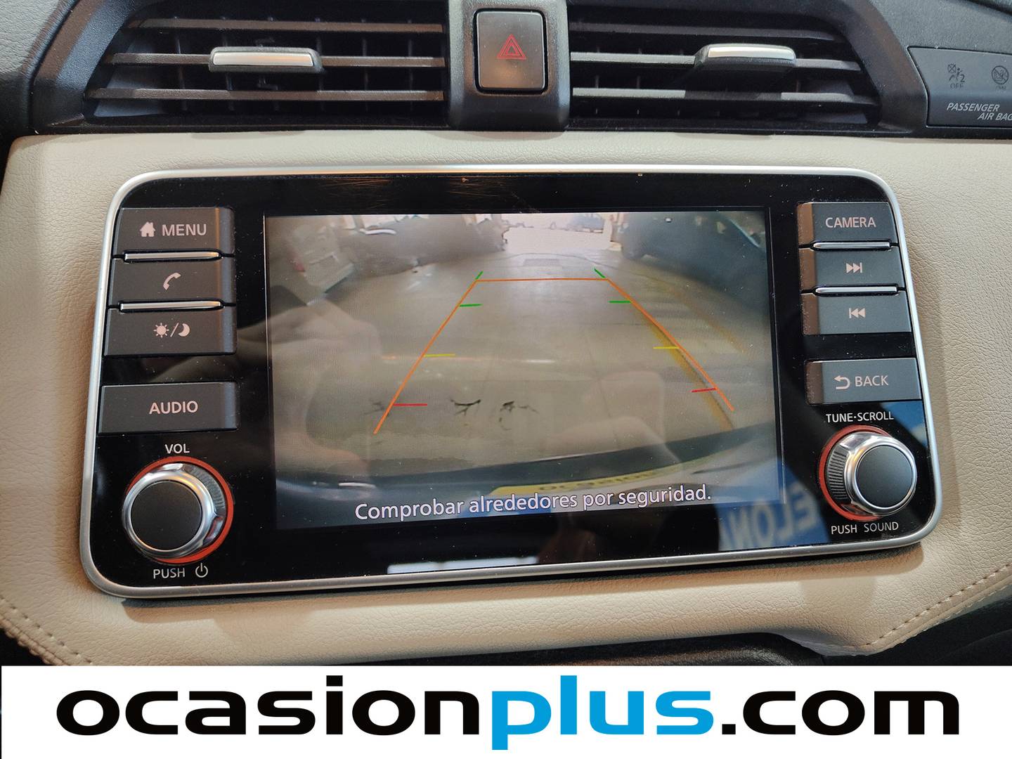 Extras y acabados del Nissan Micra Nissan Micra IG-T N-Design Black (92 CV)