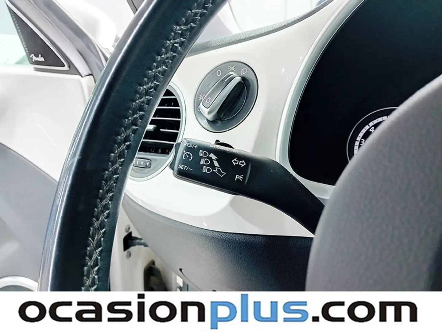 Foto Volkswagen Beetle Volkswagen Beetle 2.0 TDI Design DSG (140 CV)