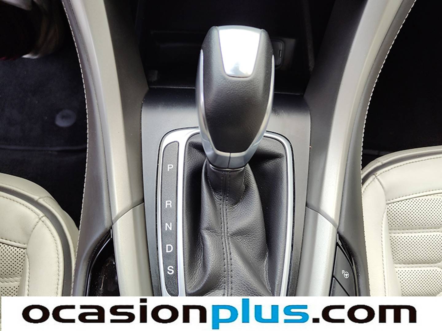 Foto Ford Mondeo Ford Mondeo 2.0 TDCI Sedan Vignale Powershift (180 CV)