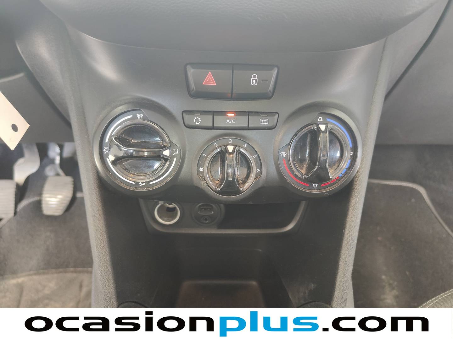 Peugeot 208 Peugeot 208 1.2 VTi Active (82 CV) 2013