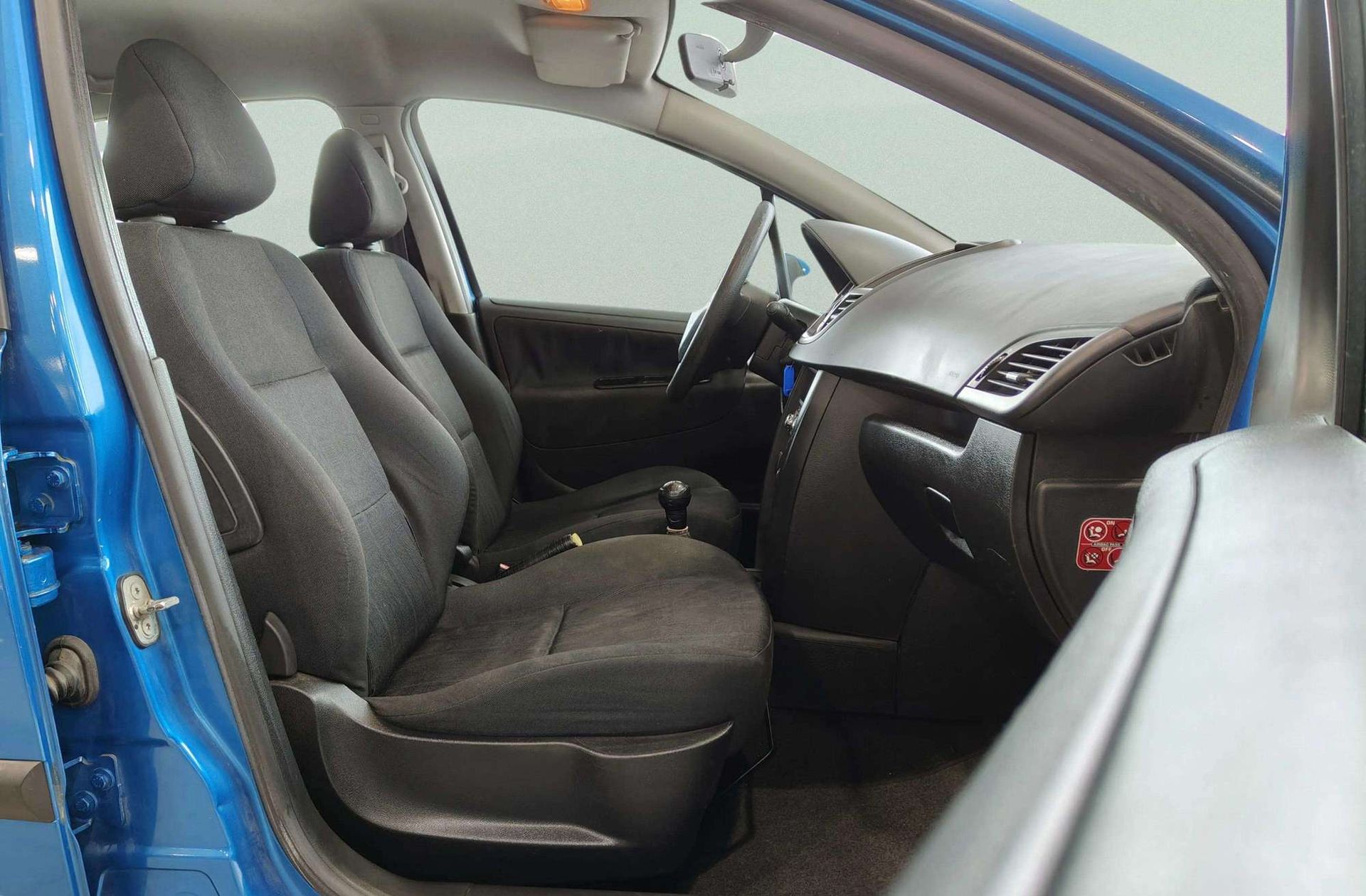 Peugeot 207 1.4 HDi Urban - foto 15