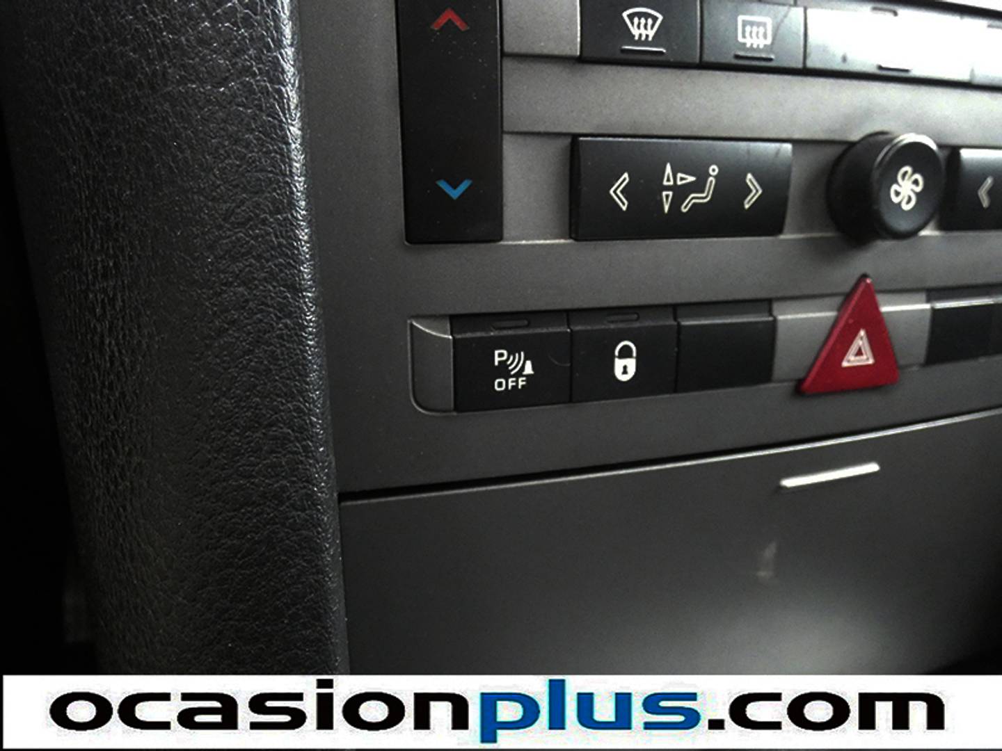 Equipamiento del Peugeot 407 Peugeot 407 2.0 HDI ST Sport Pack (136CV)