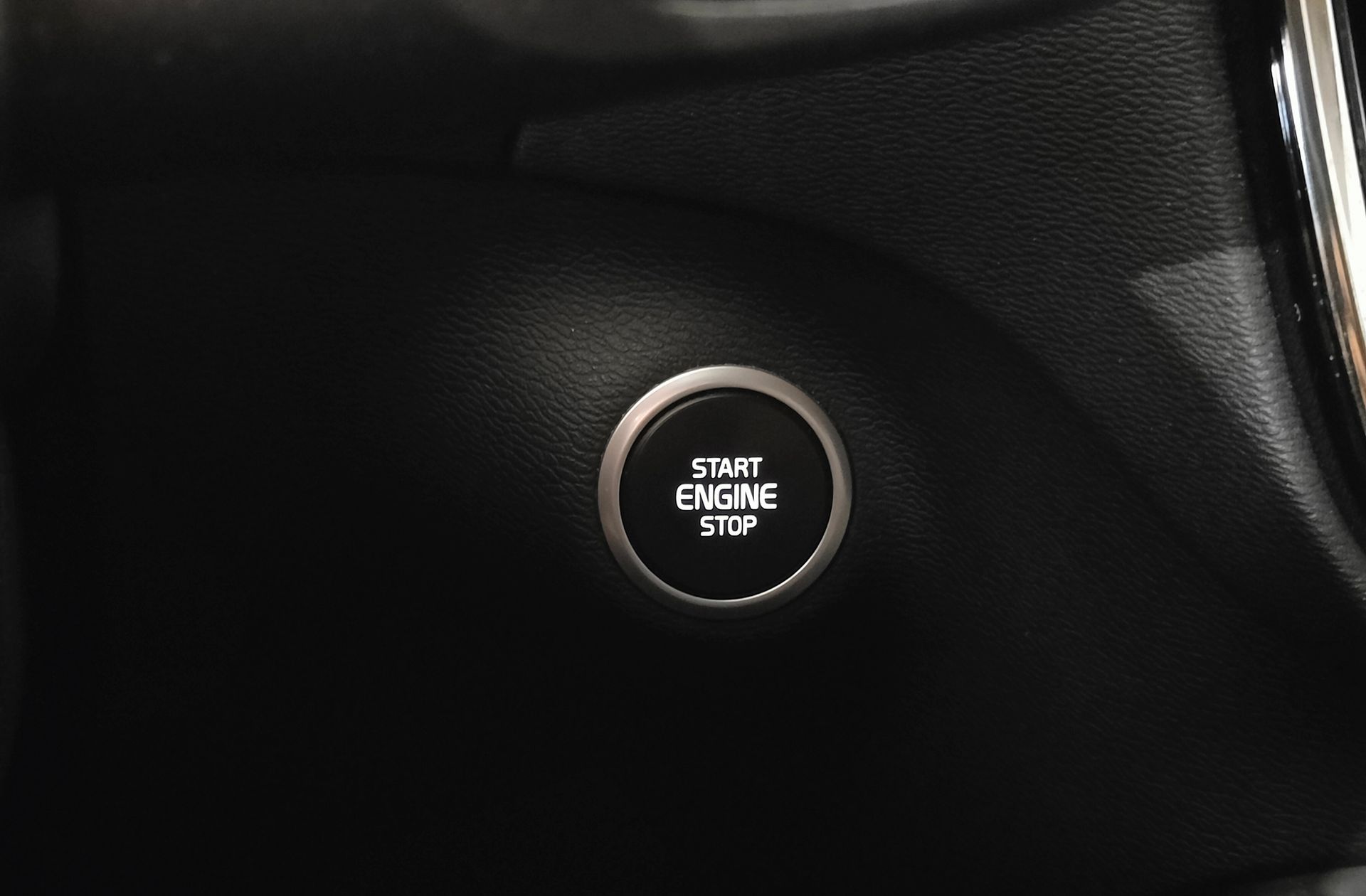 Volvo XC40 T3 Business Plus - foto 30