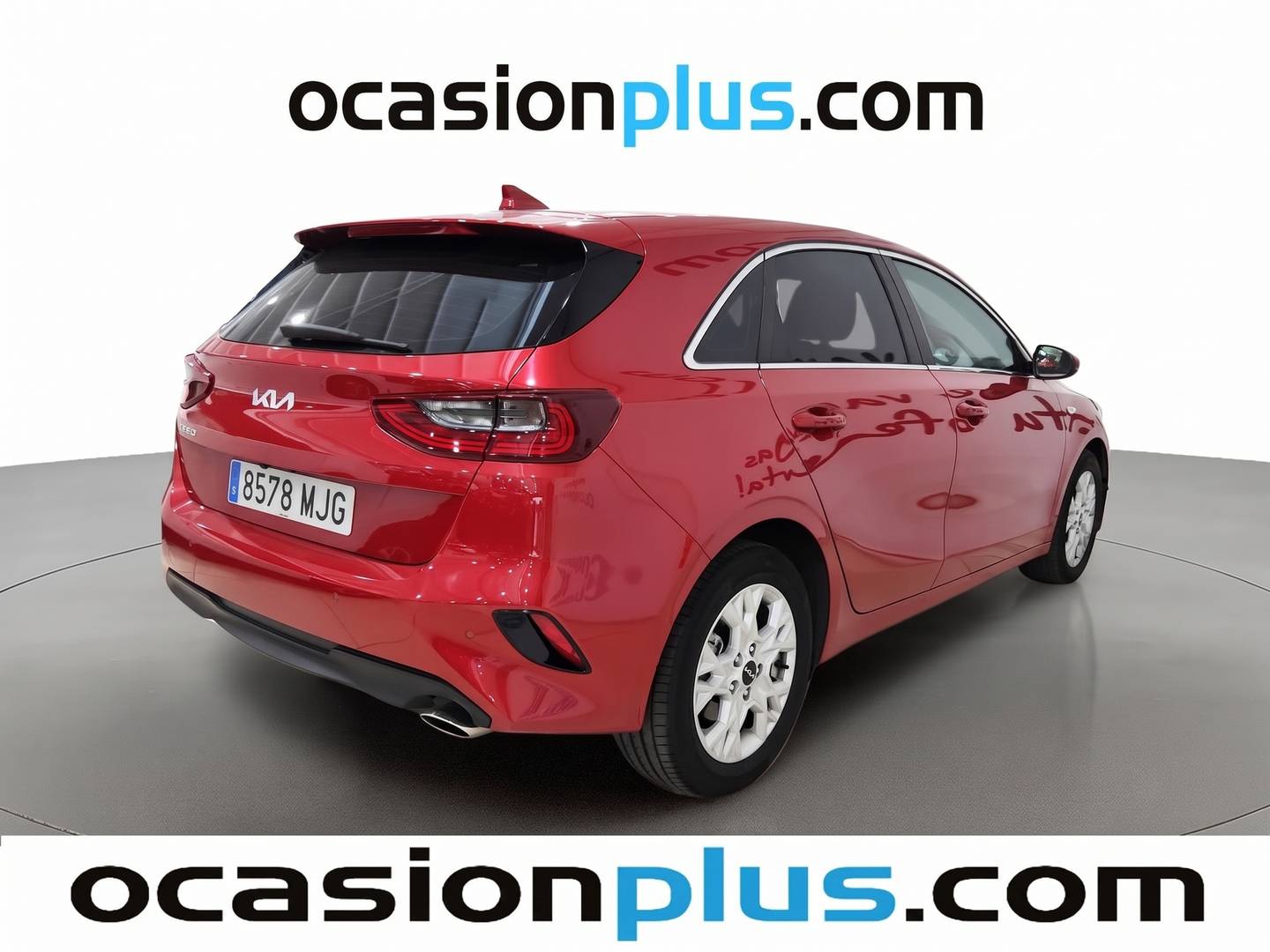 Foto trasera KIA Ceed KIA Ceed 1.6 MHEV iMT Drive (136 CV) derecha
