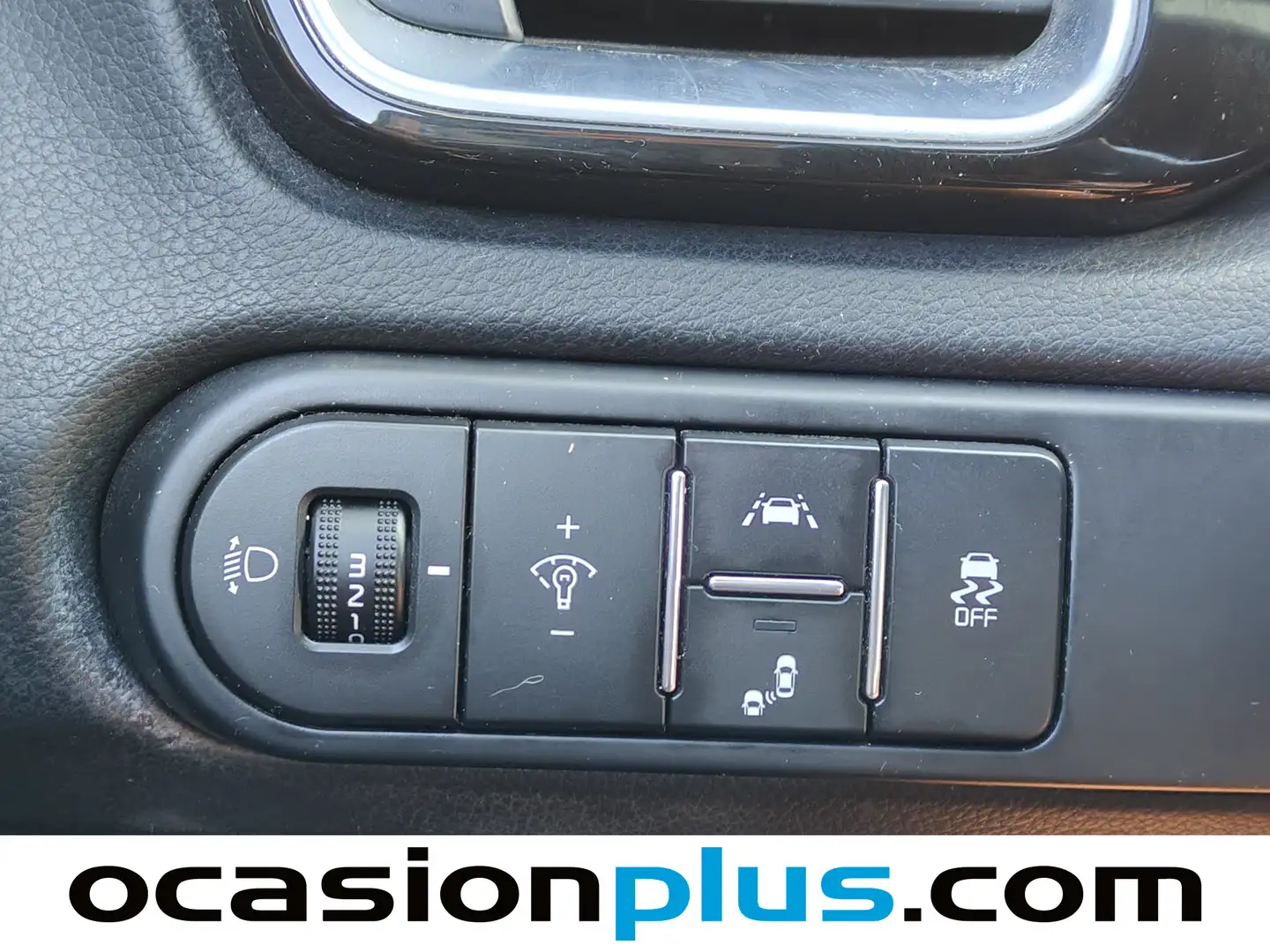 Foto KIA Ceed Kia Ceed 1.6 CRDi GT Line DCT (136 CV)