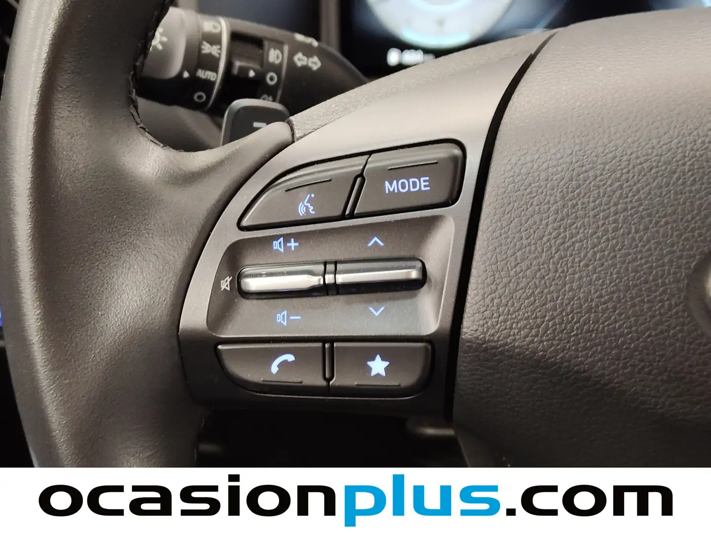 Foto Hyundai Kona Hyundai Kona 1.0 TGDi Maxx 4x2 DCT (120 CV)