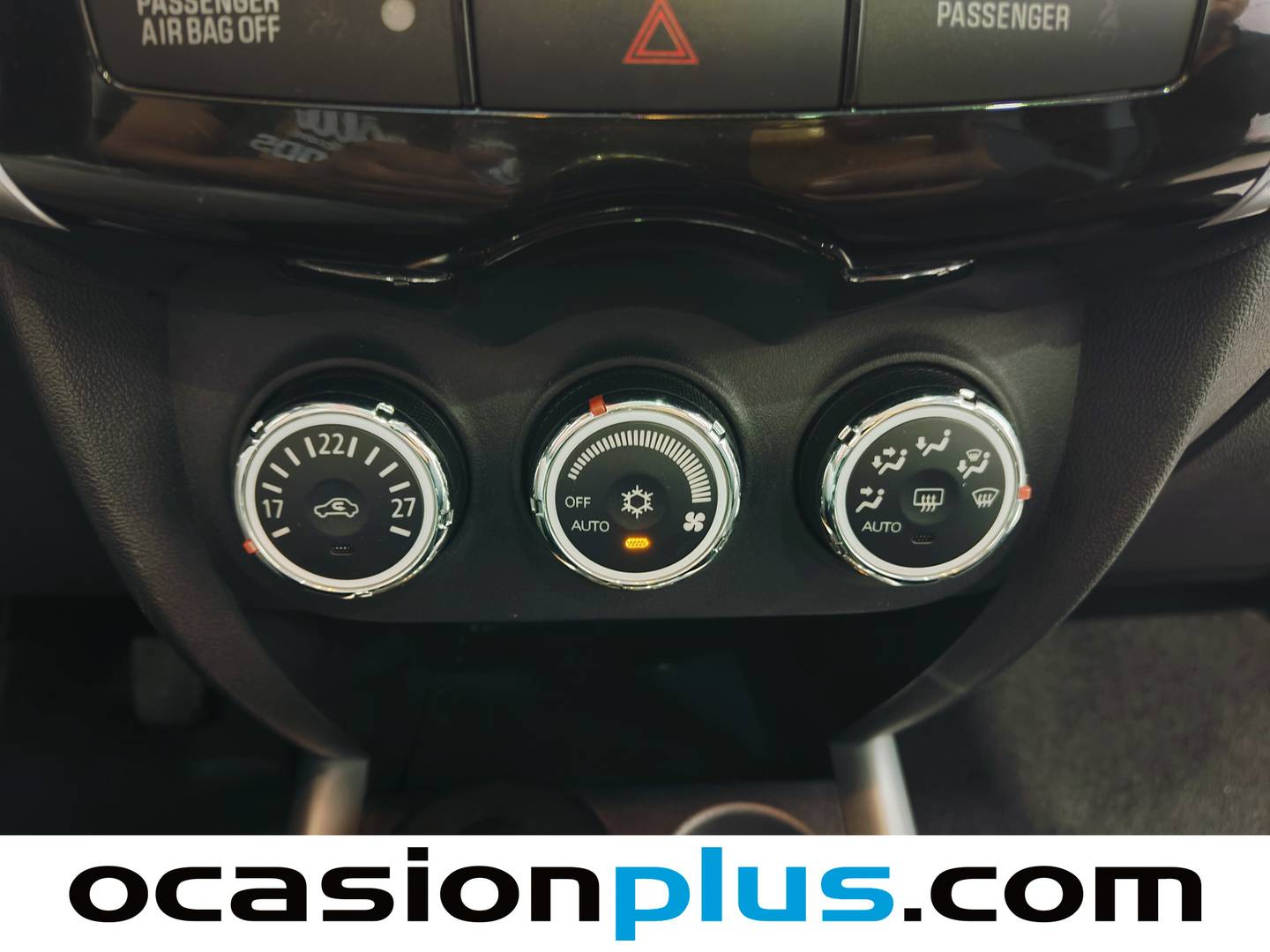 Equipamiento del Citroën C4 Aircross Citroën C4 Aircross HDi 115 S&S Exclusive 2WD (114 CV)