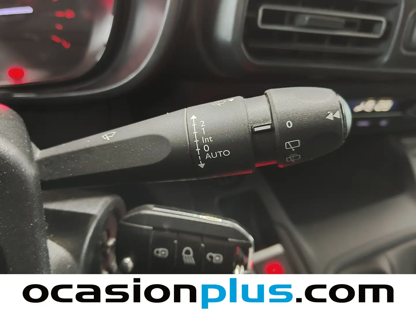 Foto Citroën Berlingo Citroen Berlingo Combi BlueHDi 100 Talla M Feel (102 CV)