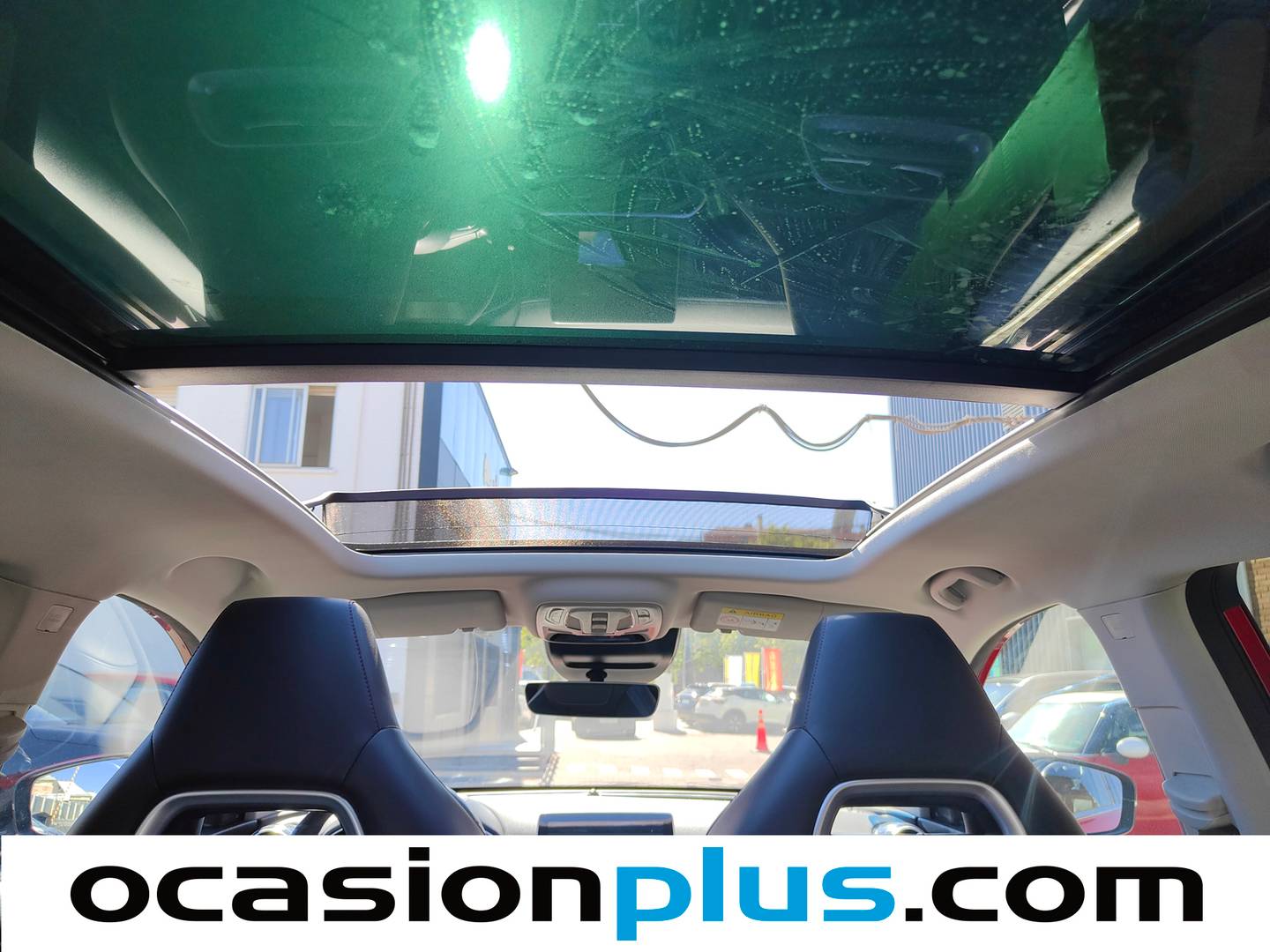 Extras y acabados del MG eHS MG eHS 1.5 T-GDI PHEV Luxury (258 CV)
