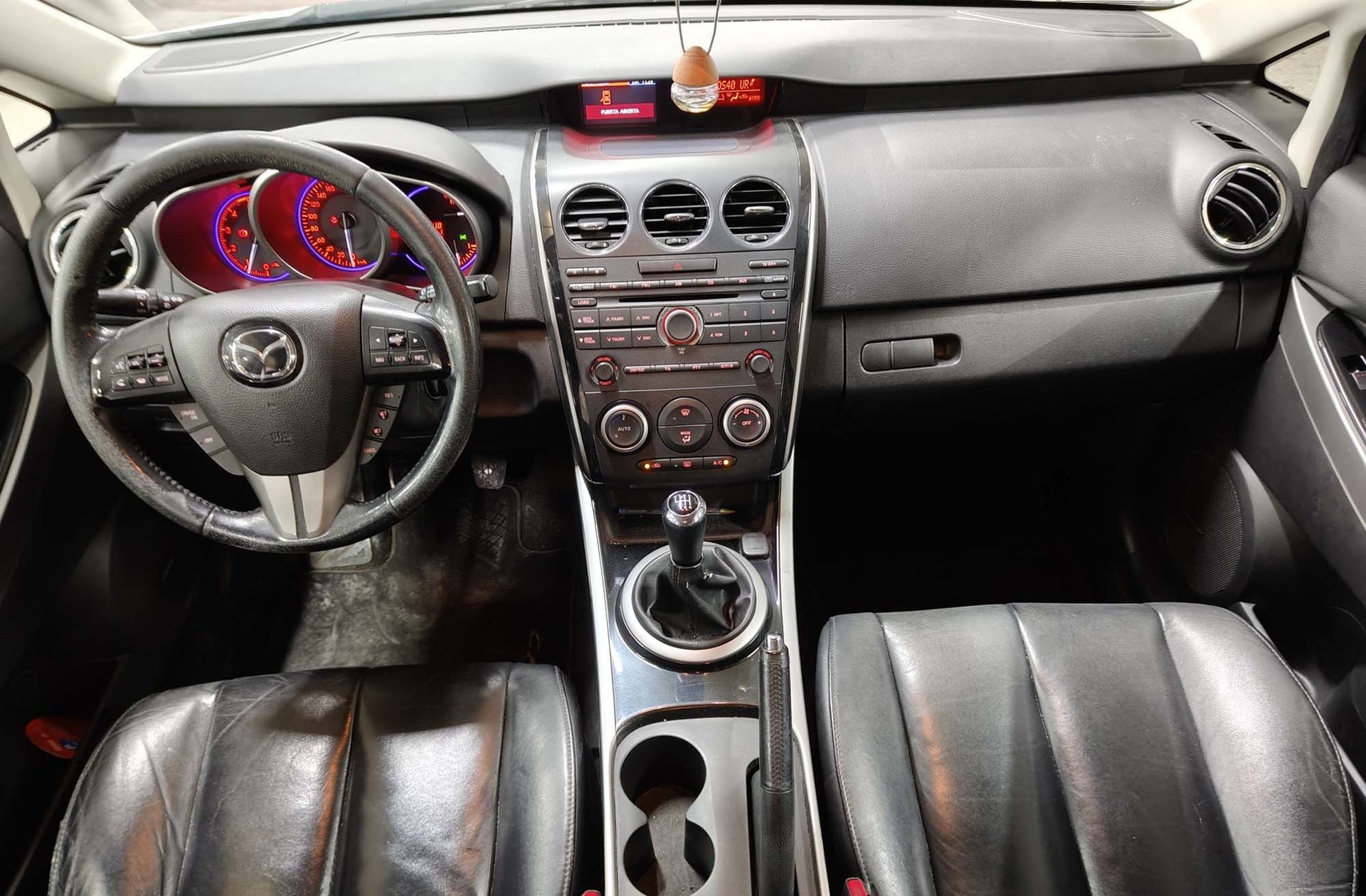 Mazda CX-7 2.2 Crtd Luxury - foto 6