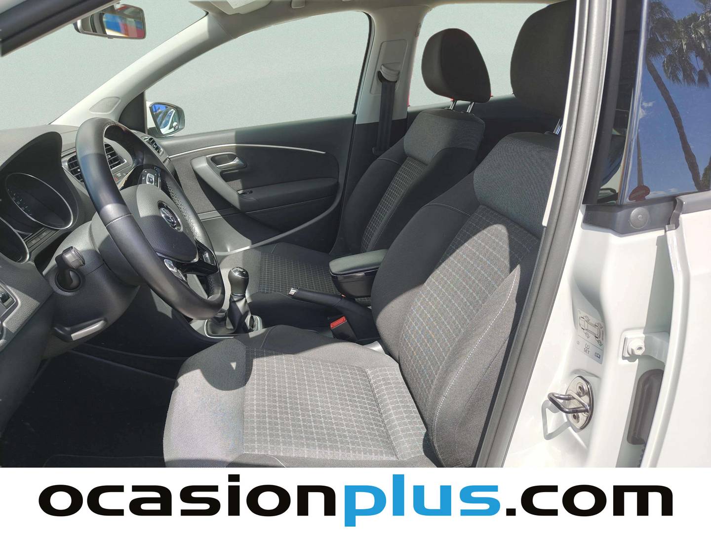 Foto asientos delanteros Volkswagen Polo Volkswagen Polo A-Polo Plus 1.2 TSI BMT (90 CV)