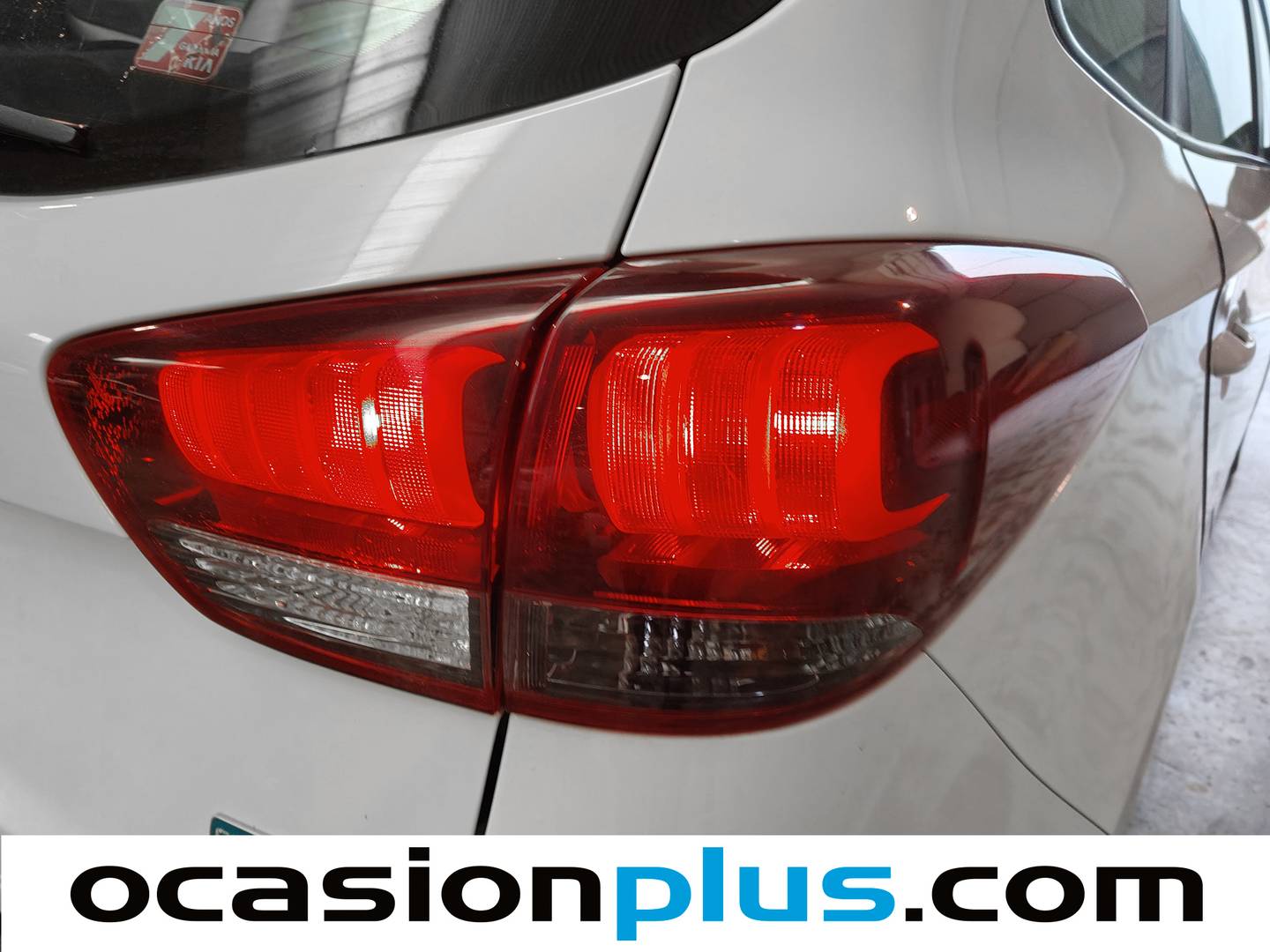 Foto KIA Carens Kia Carens 1.7 CRDi VGT Concept Eco-Dynam (115 CV) 7 Plazas