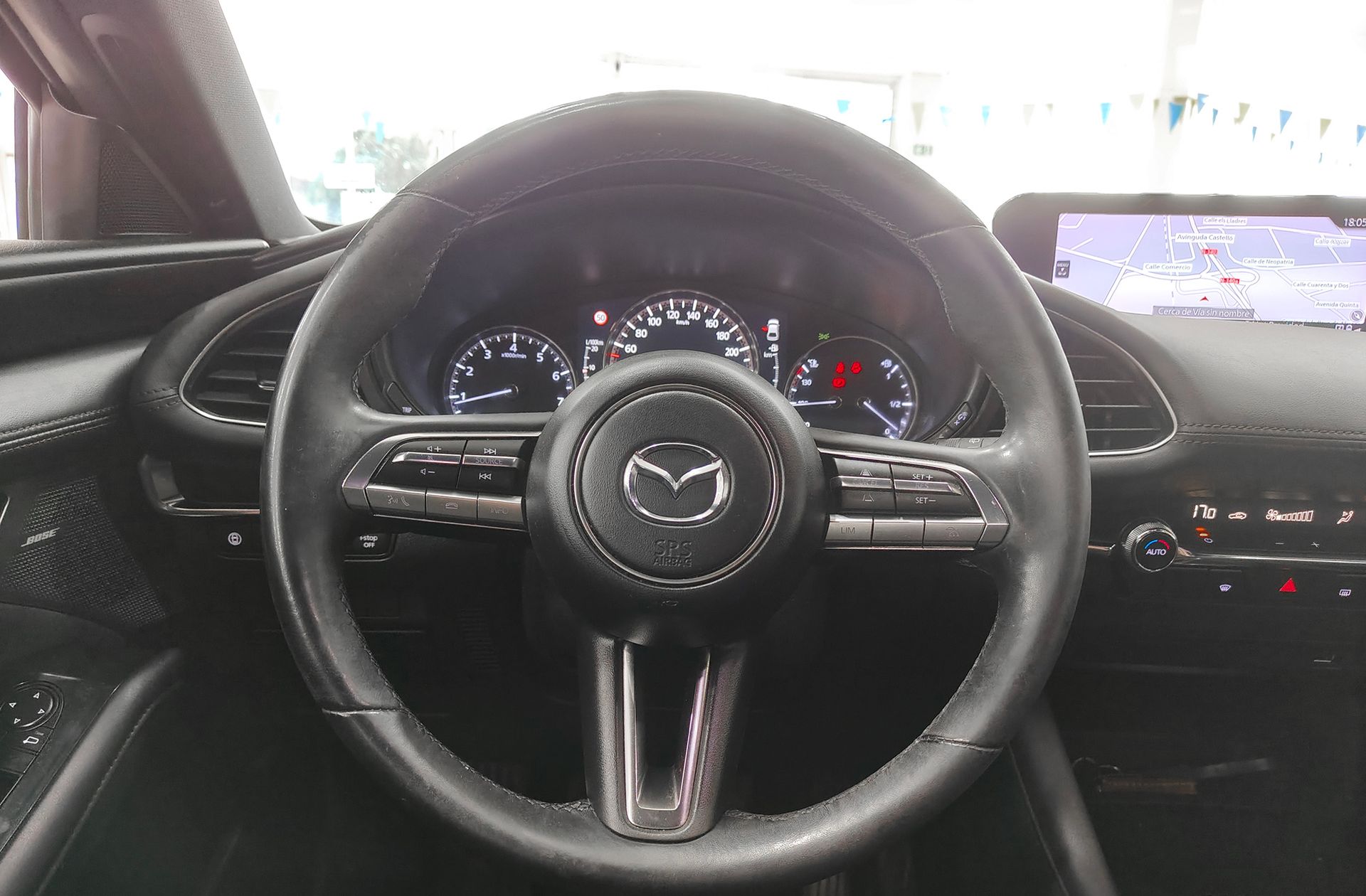 Mazda Mazda3 2.0 Skyactiv-G Zenith - foto 26