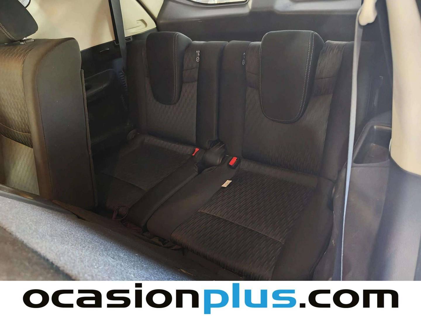 Extras y acabados del Nissan X-TRAIL Nissan X-Trail dCi 150 N-Connecta 4x2 Xtronic 7 Plazas  (150 CV)