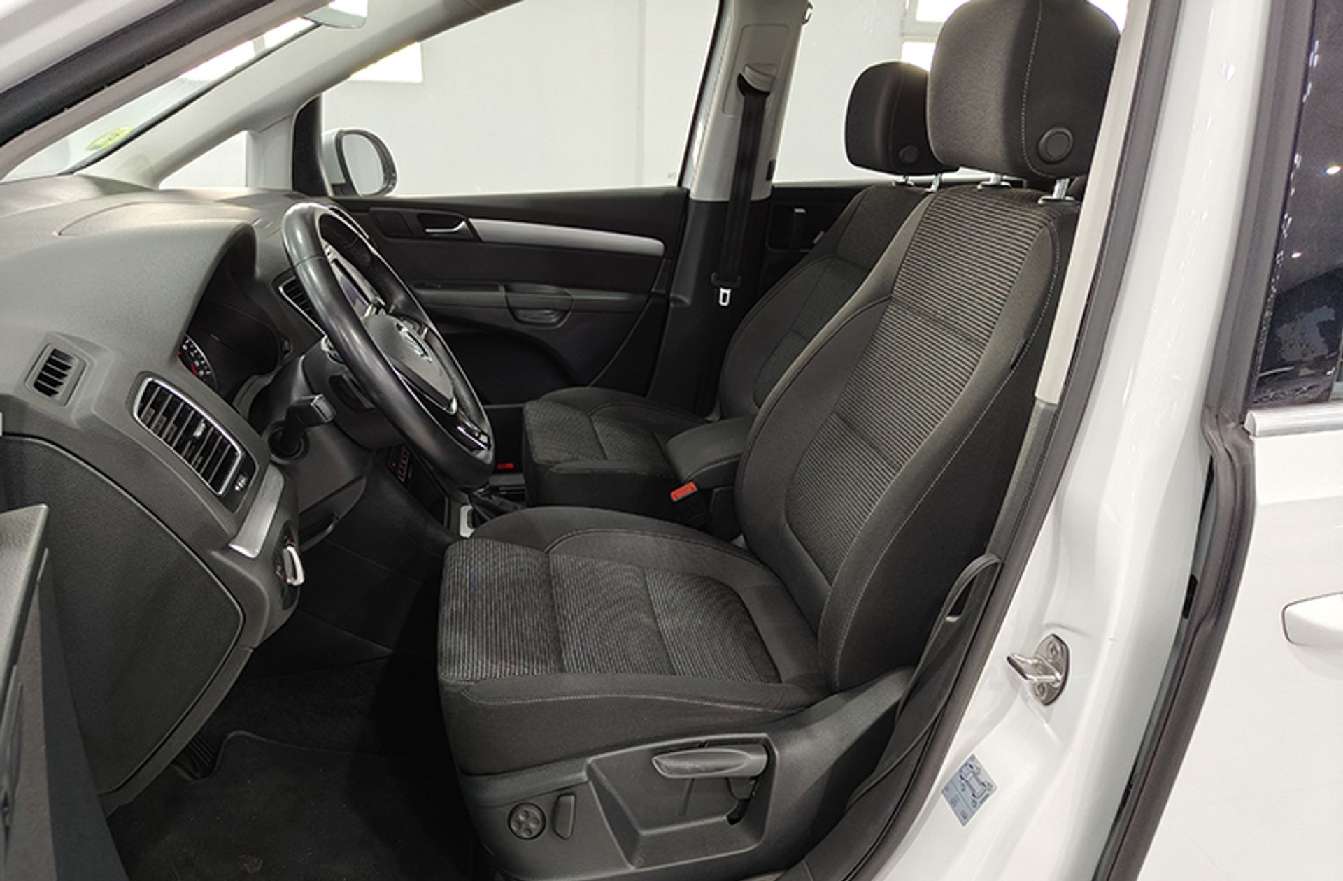 Volkswagen Sharan Advance 1.4 TSI DSG 7 plazas - foto 12