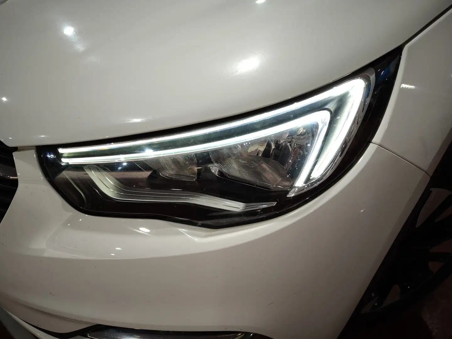 Foto Opel Grandland X Opel Grandland X 1.2 Turbo S&S ecoTEC Excellence (130 CV)